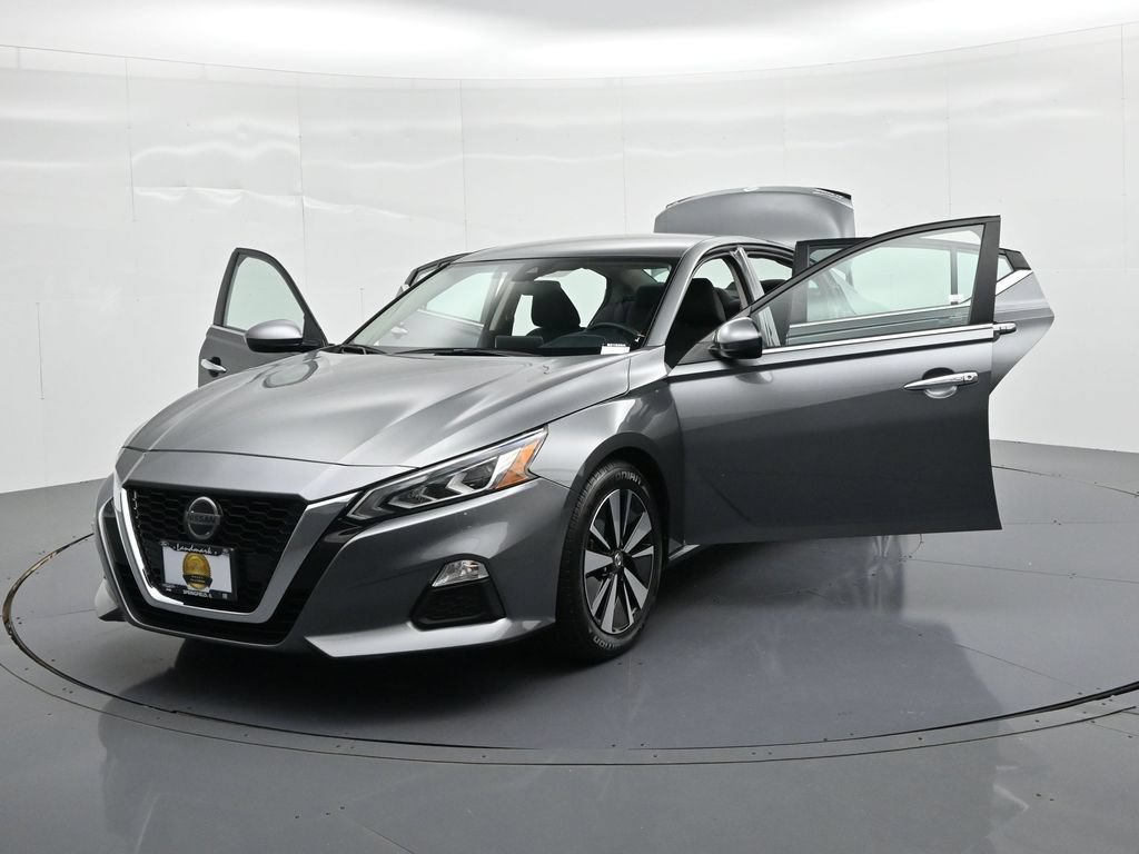 Used 2022 Nissan Altima 2.5 SV FWD image 30