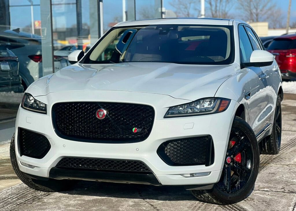 Used 2017 Jaguar F-PACE S image 35