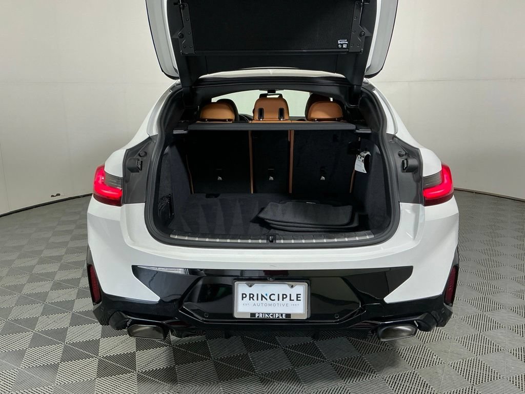 Used 2025 BMW X4 xDrive30i w/ Premium Package AWD/4WD image 28