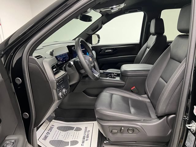 Used 2025 Chevrolet Tahoe LT AWD/4WD image 14
