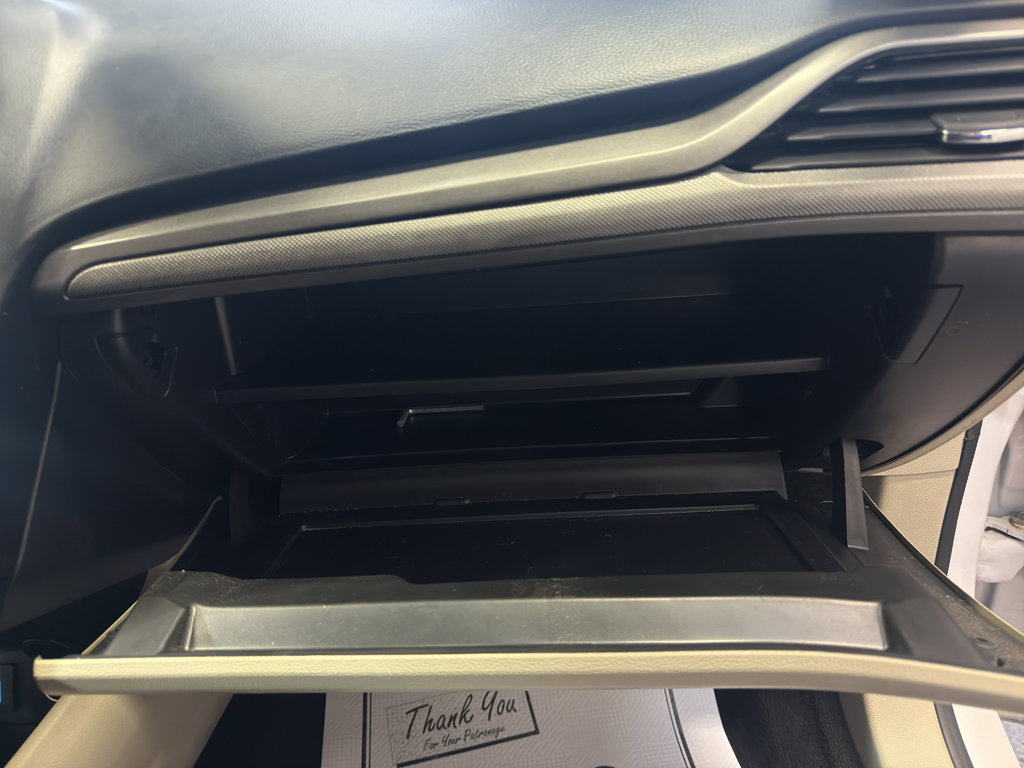 Used 2019 Ford Fusion SE FWD image 23