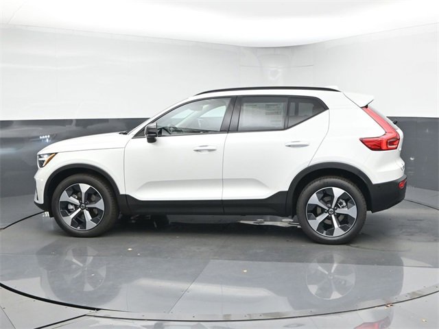 New 2026 Volvo XC40 B5 Plus w/ Protection Package Premier image 5