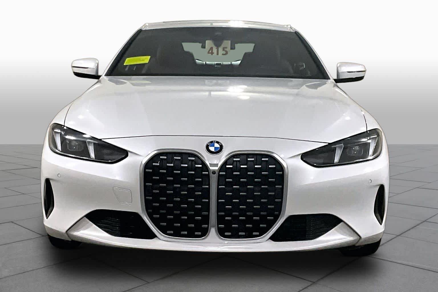 Used 2025 BMW 430i Coupe w/ Convenience Package RWD image 3
