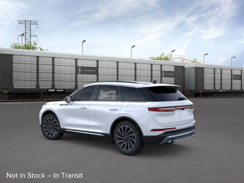 New 2026 Lincoln Corsair Reserve image 4