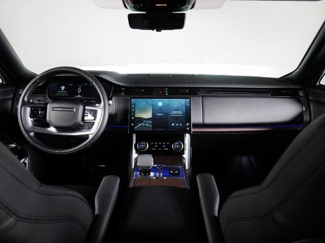 Certified 2023 Land Rover Range Rover SE AWD/4WD image 4