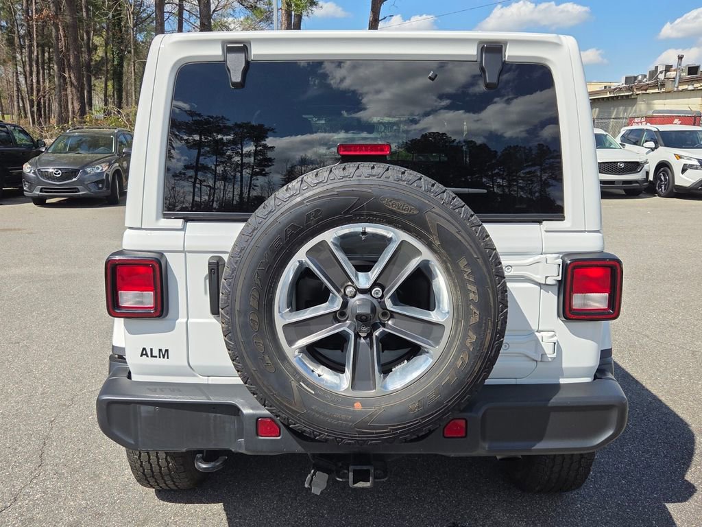 Used 2022 Jeep Wrangler Unlimited Sahara w/ Cold Weather Group image 11