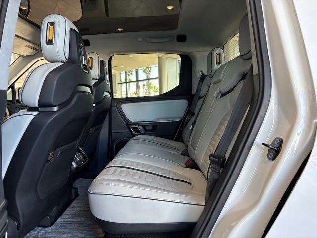 Used 2022 Rivian R1T Adventure image 10