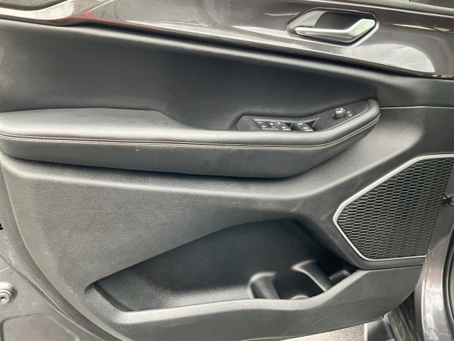 Used 2022 Jeep Grand Cherokee L Laredo w/ Luxury Tech Group I image 29