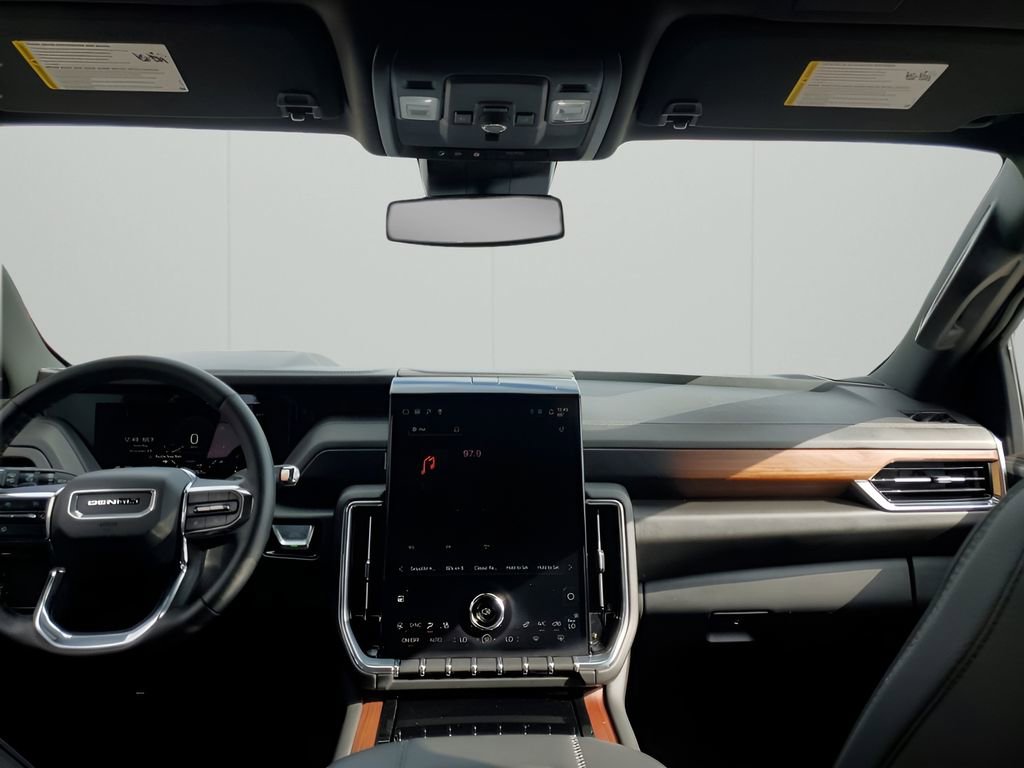 Used 2025 GMC Yukon Denali image 24