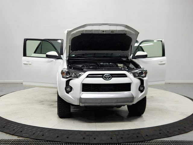 Used 2021 Toyota 4Runner TRD Off-Road AWD/4WD image 11