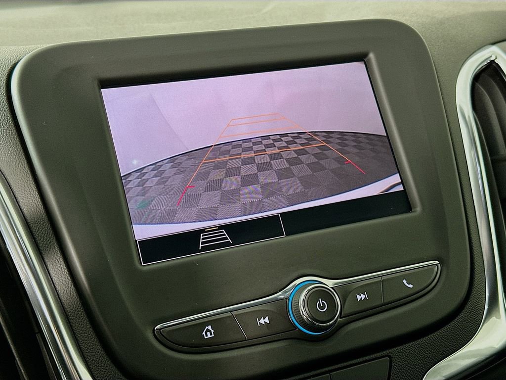 Used 2024 Chevrolet Equinox LT image 18