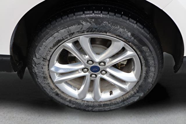 Used 2017 Ford Edge SEL w/ Equipment Group 201A image 10
