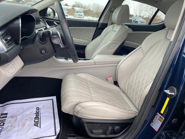 Used 2020 Genesis G70 2.0T w/ Prestige Package image 16