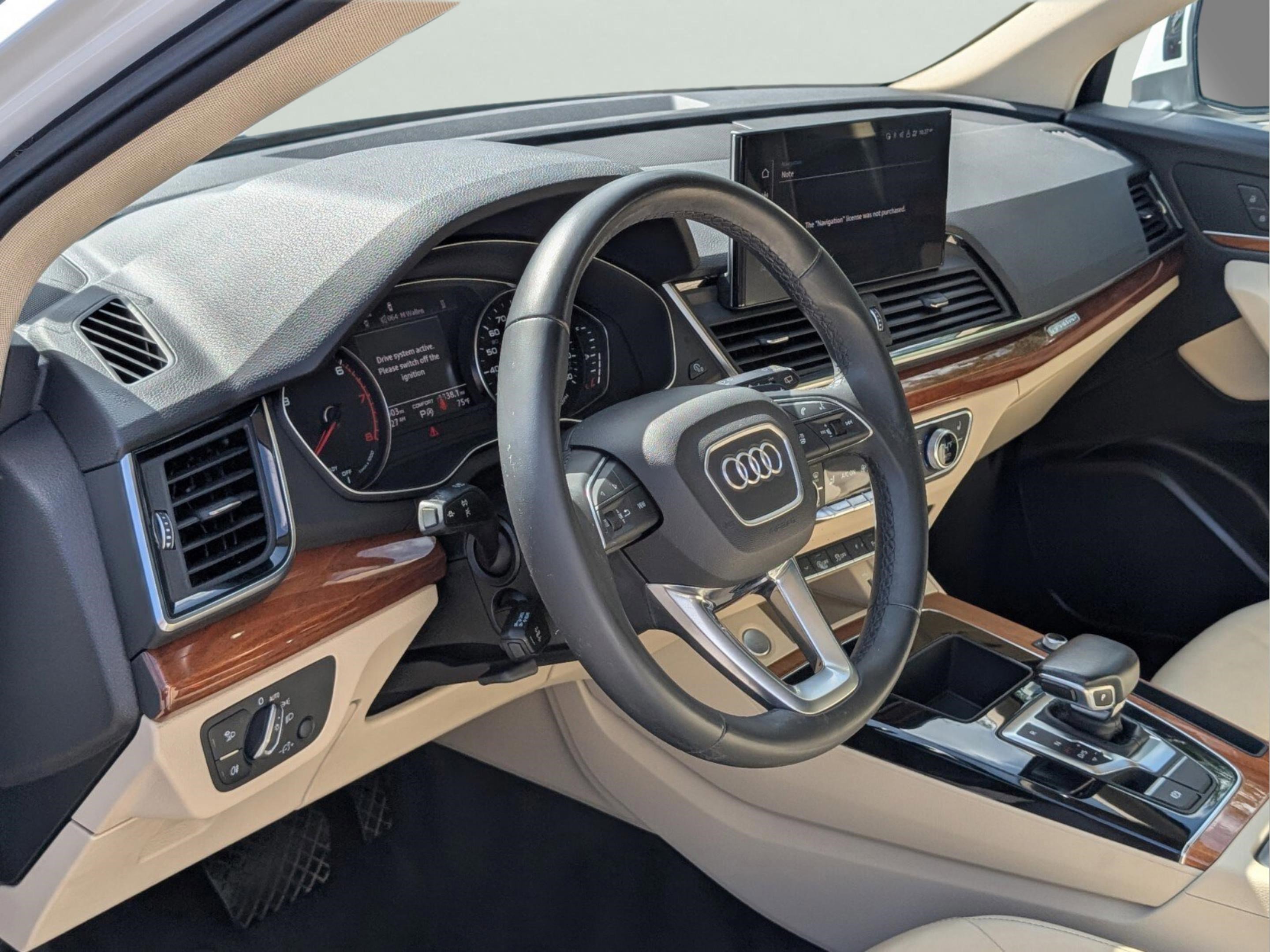 Used 2021 Audi Q5 Premium w/ Convenience Package image 11