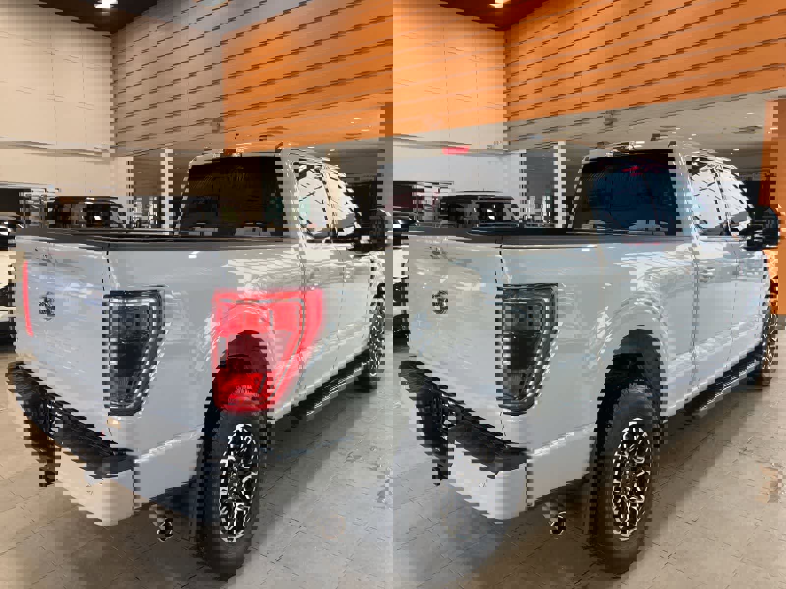 Used 2023 Ford F150 XLT w/ Equipment Group 302A High image 5