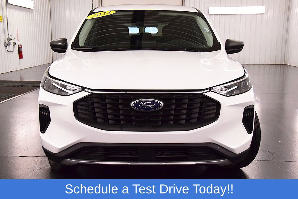 Used 2024 Ford Escape Active image 2