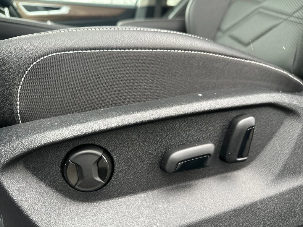 New 2026 Volkswagen Atlas SE image 4