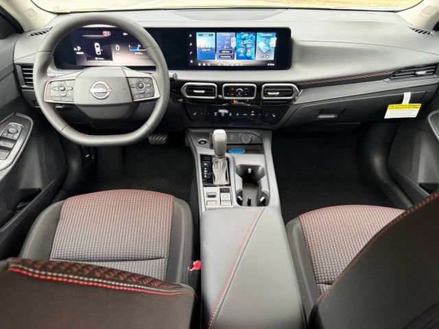 New 2027 Nissan Sentra SR w/ SR All Weather Package FWD image 31