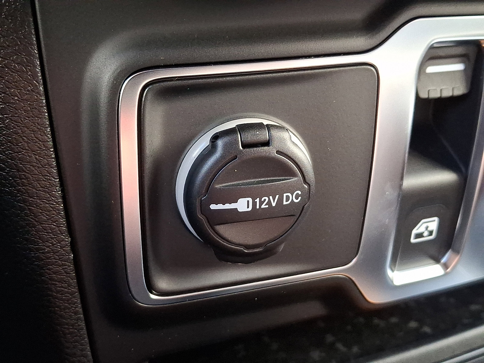 New 2026 Jeep Wrangler Sport S image 13
