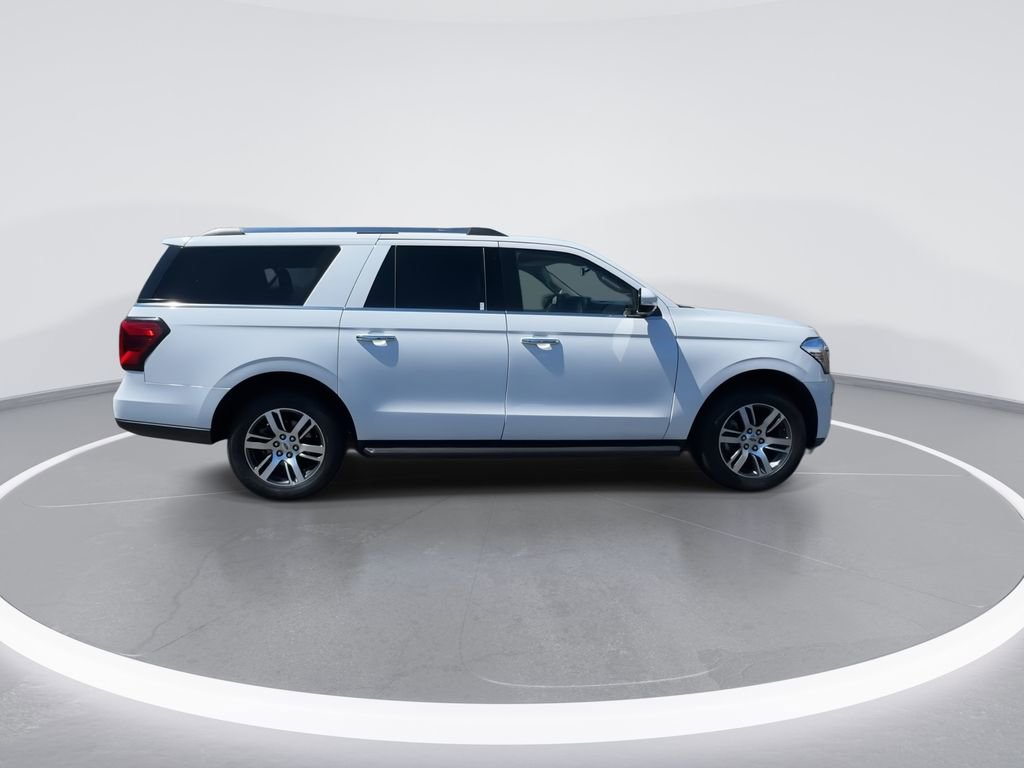 Used 2024 Ford Expedition Max Limited AWD/4WD image 9