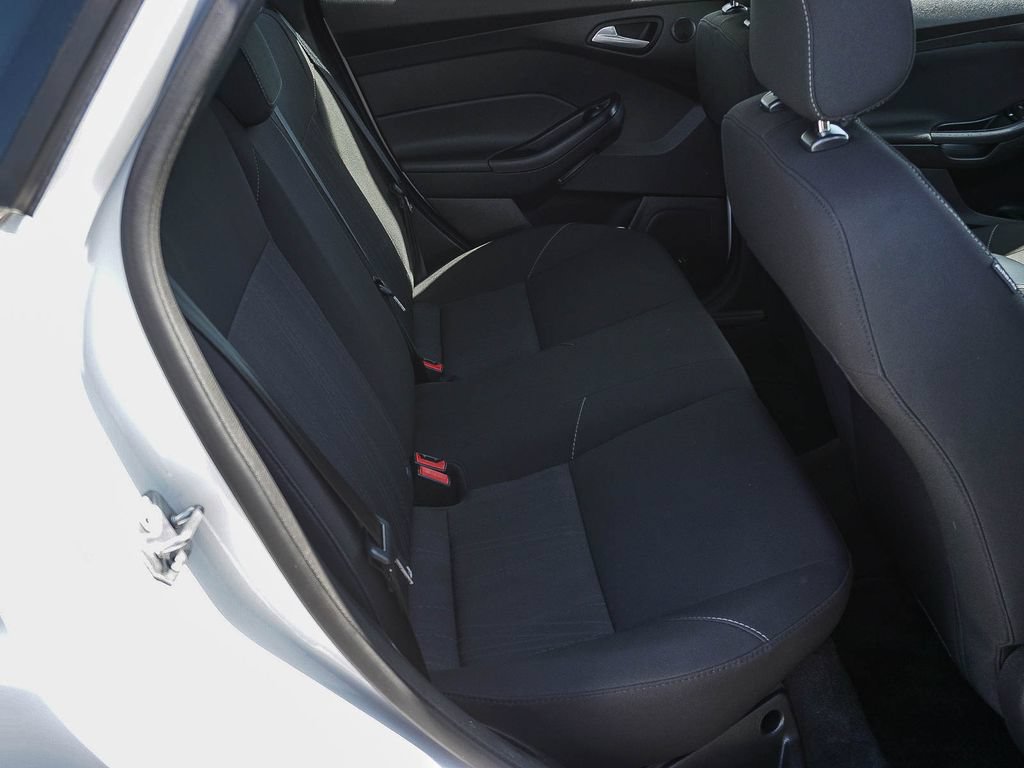 Used 2018 Ford Focus SEL FWD image 14