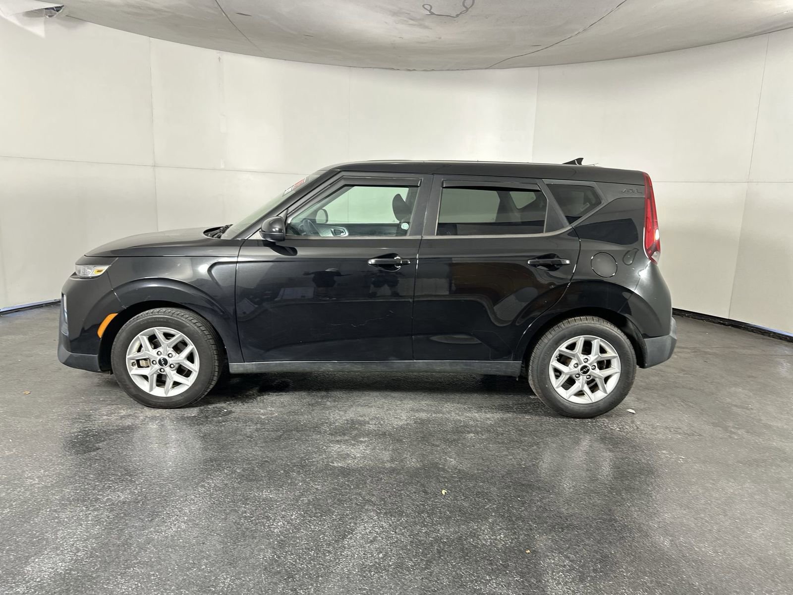 Used 2022 Kia Soul LX w/ Technology Package image 8