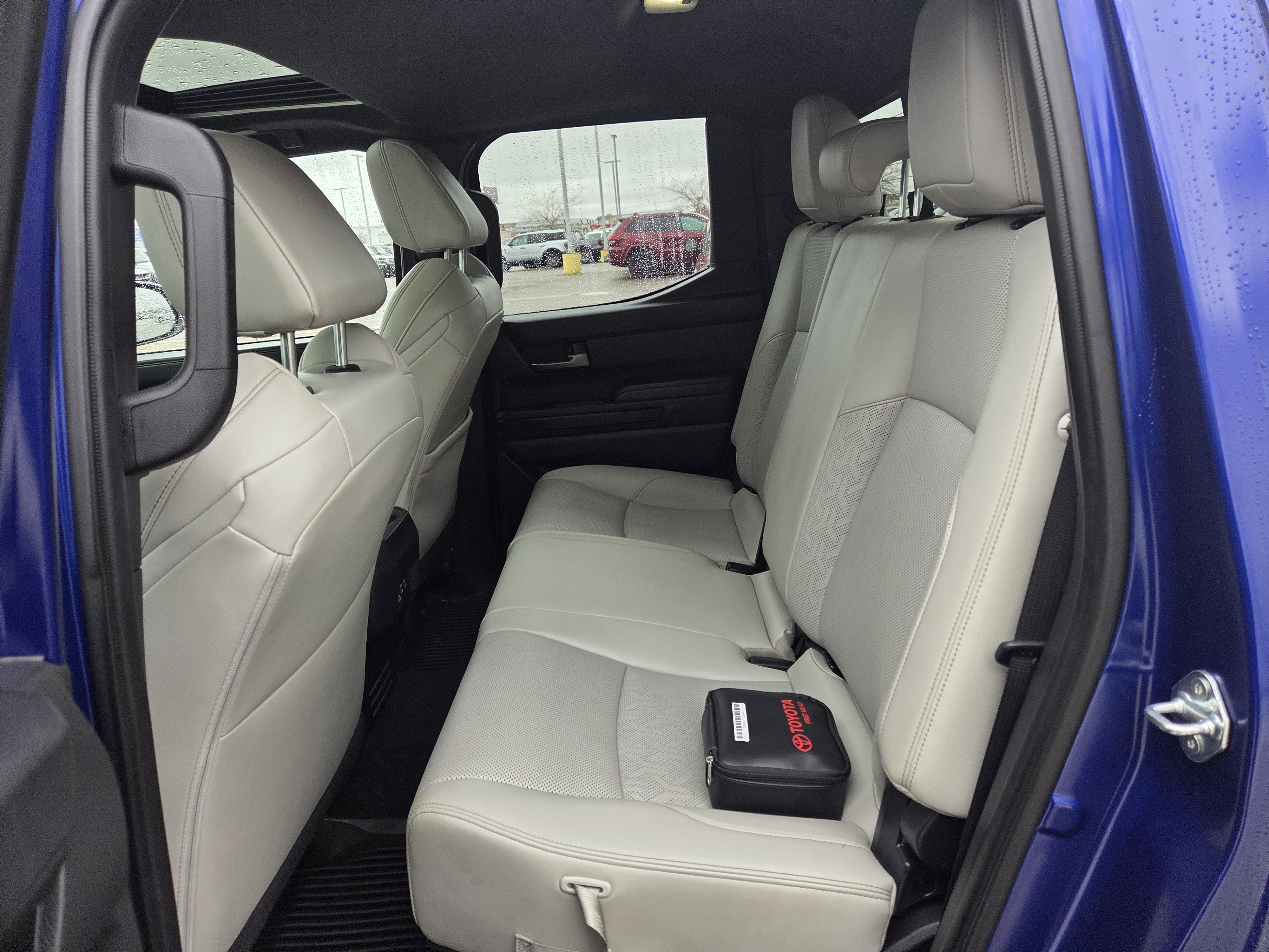 Used 2025 Toyota Tacoma Limited AWD/4WD image 21