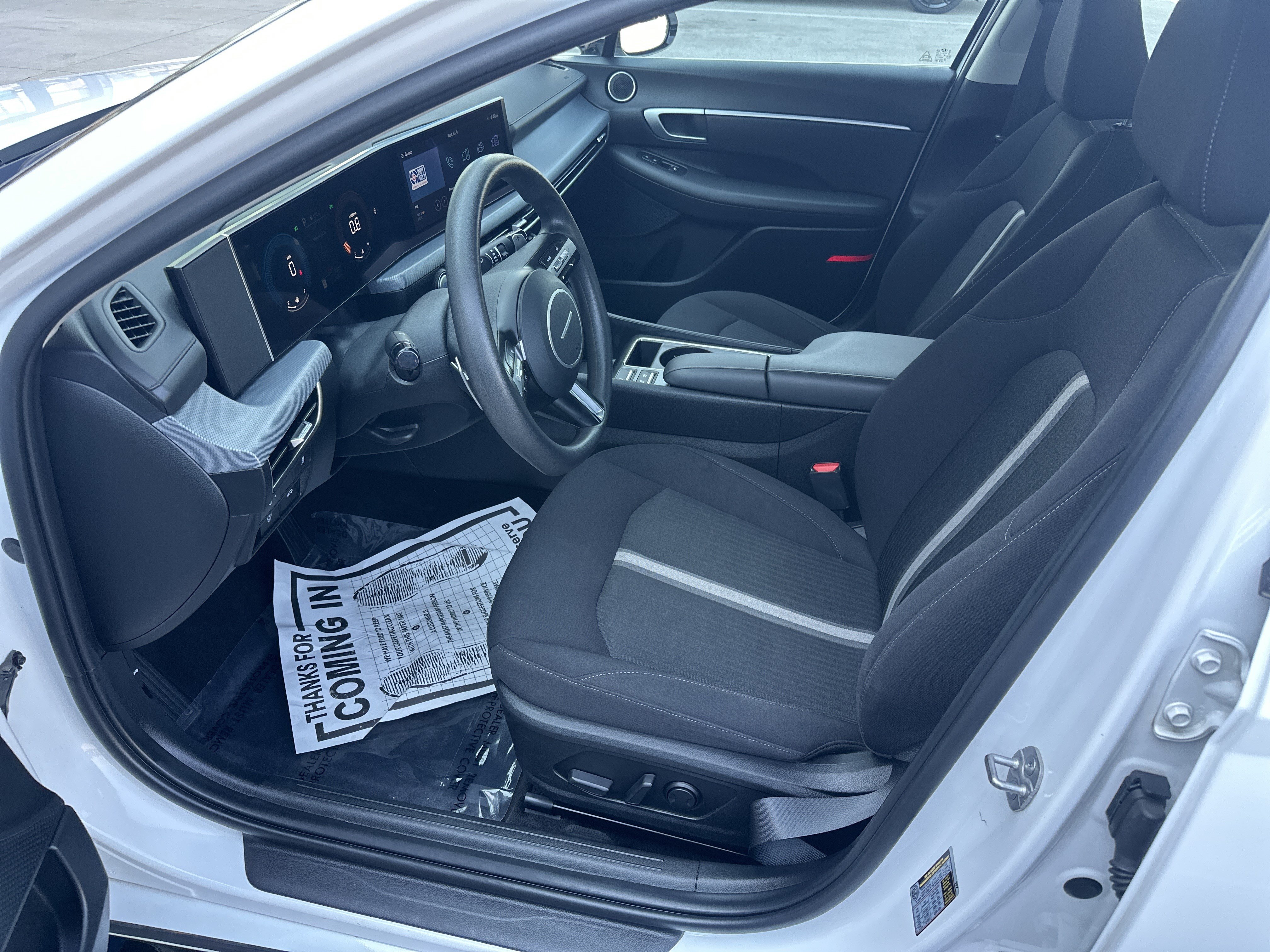 Used 2024 Hyundai Sonata SEL FWD image 11
