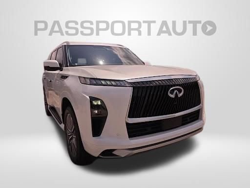 Used 2025 INFINITI QX80 Sensory AWD/4WD image 8