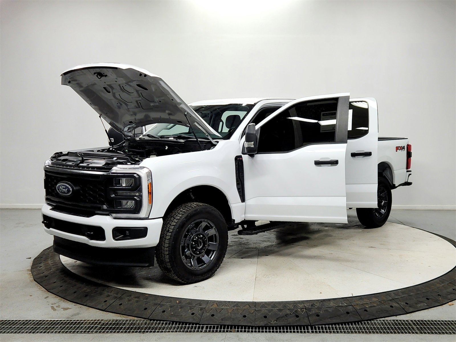 Used 2023 Ford F350 XL w/ STX Appearance Package image 11