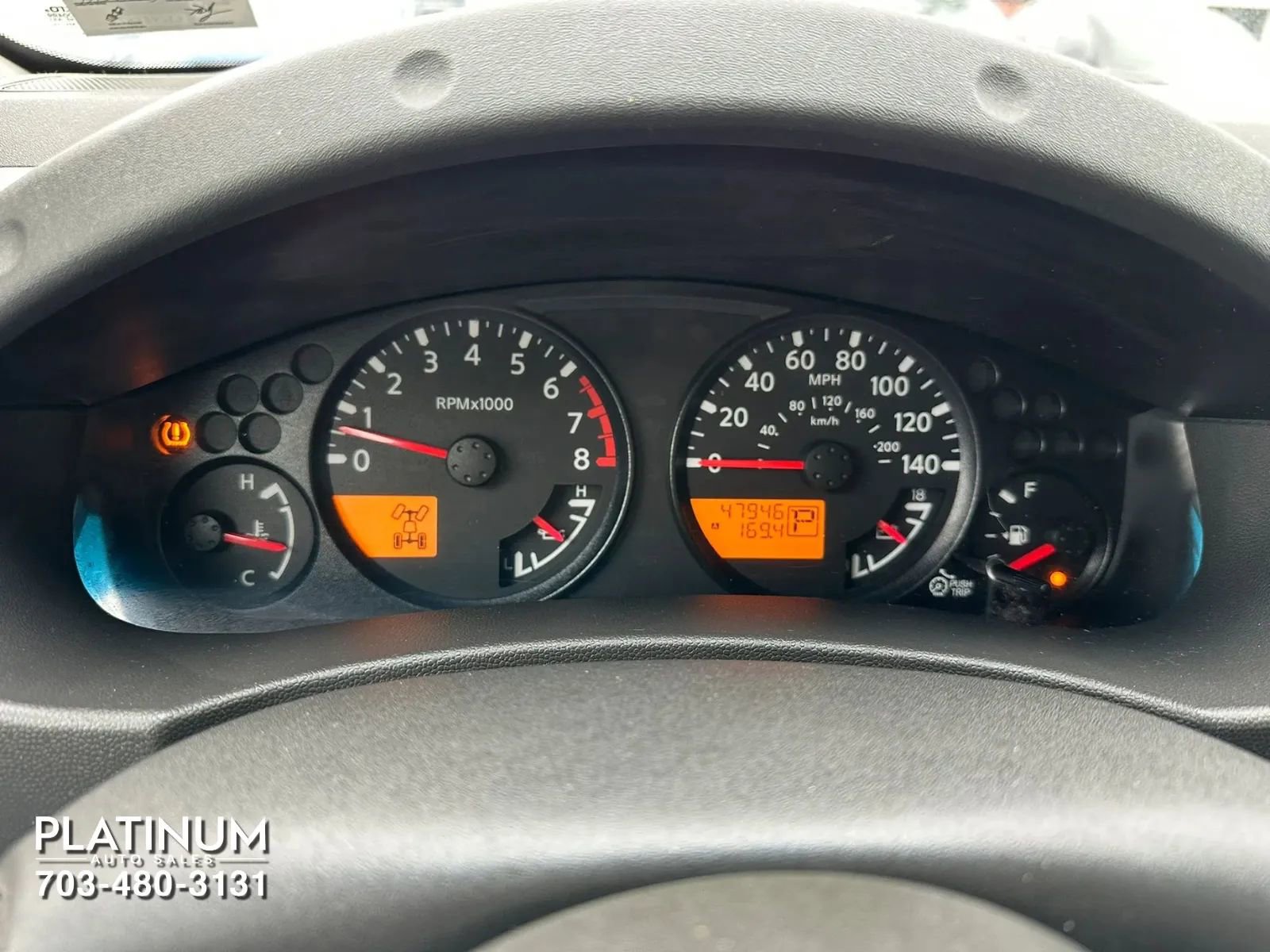 Used 2012 Nissan Frontier SV w/ SV Premium Utility Pkg AWD/4WD image 10