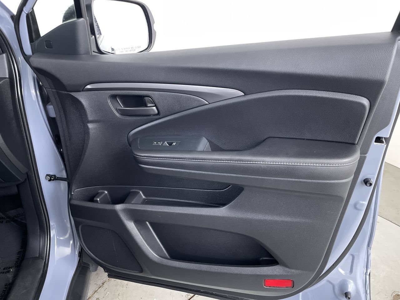 Used 2023 Honda Passport EX-L image 24