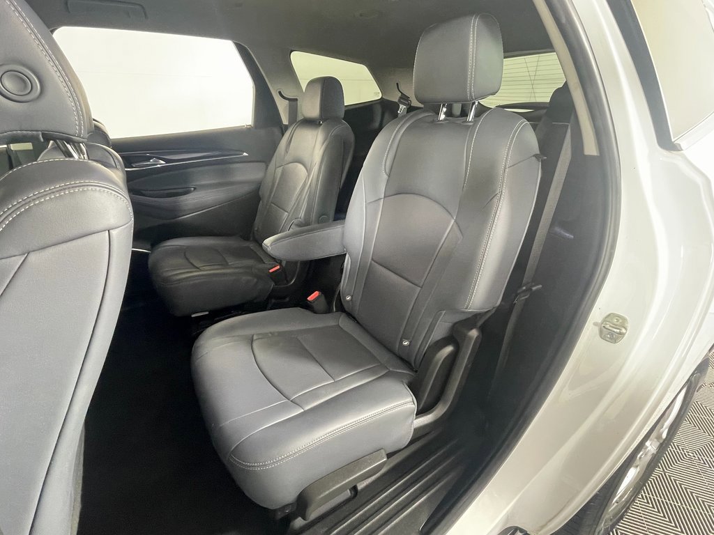 Used 2019 Buick Enclave Essence image 22