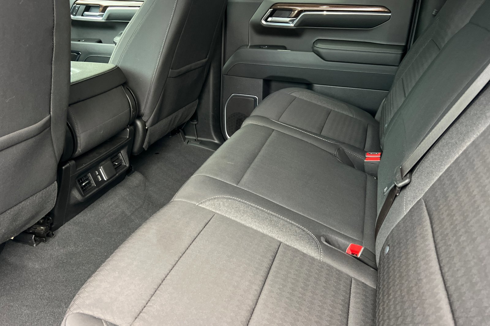 Used 2024 Chevrolet Silverado 1500 RST w/ Z71 Off-Road Package image 12