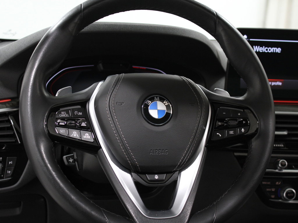 Certified 2023 BMW 530i xDrive 530i xDrive w/ Premium Package image 7