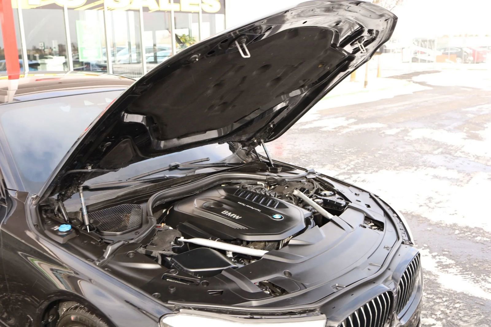 Used 2019 BMW 740i 740i Sedan 4D w/ M Sport Package image 62