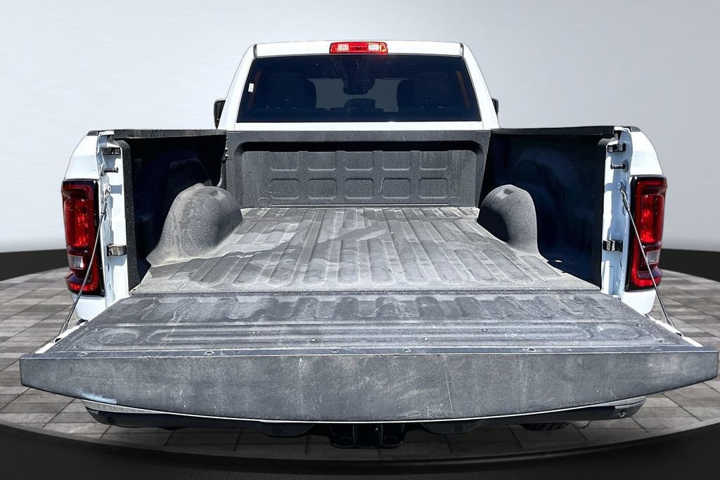 Used 2026 RAM 2500 Big Horn AWD/4WD image 25