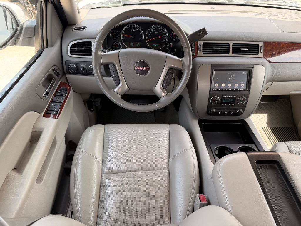 Used 2013 GMC Sierra 1500 SLT w/ SLT Convenience Package AWD/4WD image 4