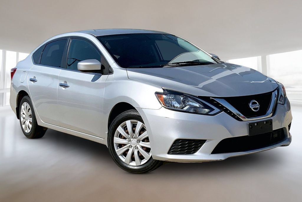 Used 2018 Nissan Sentra S FWD image 11