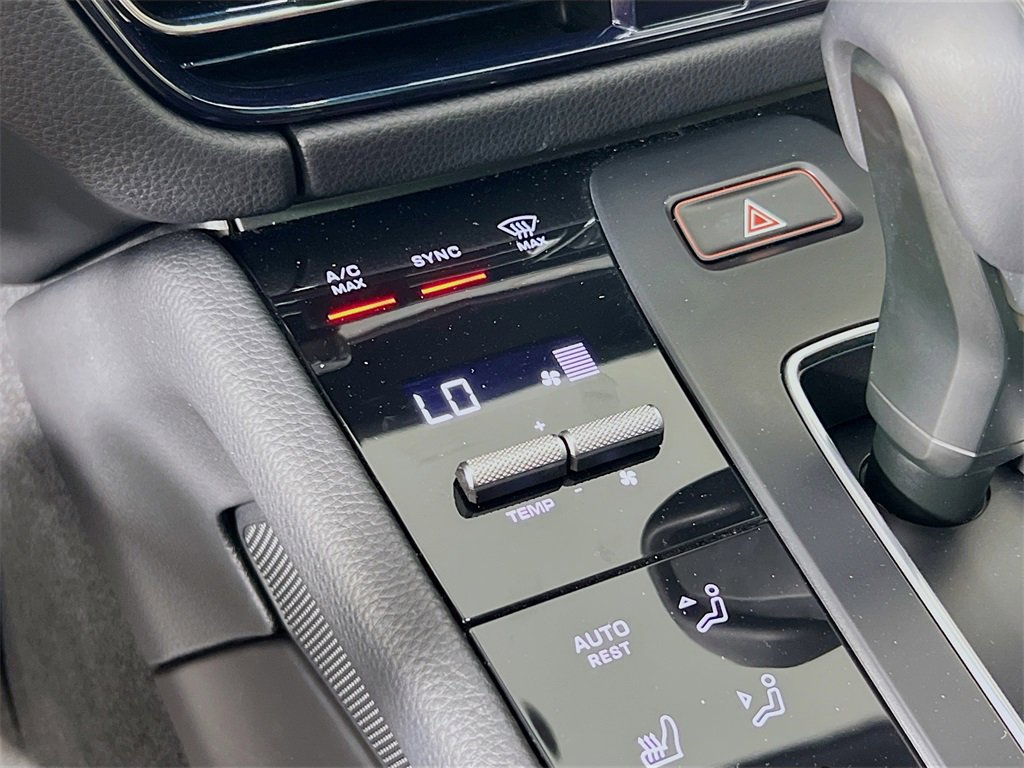 Certified 2023 Porsche Macan S image 18
