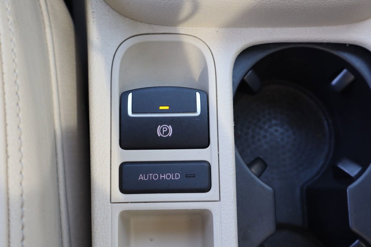 Used 2011 Volkswagen Tiguan S AWD/4WD image 18