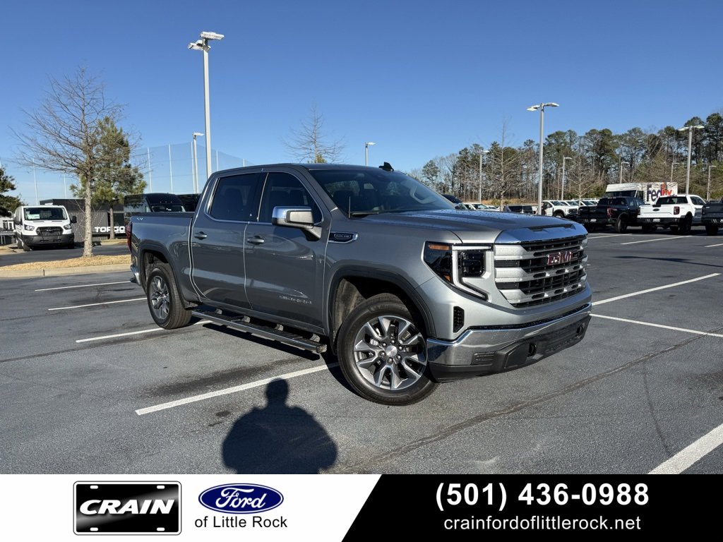 Used 2025 GMC Sierra 1500 SLE image 1