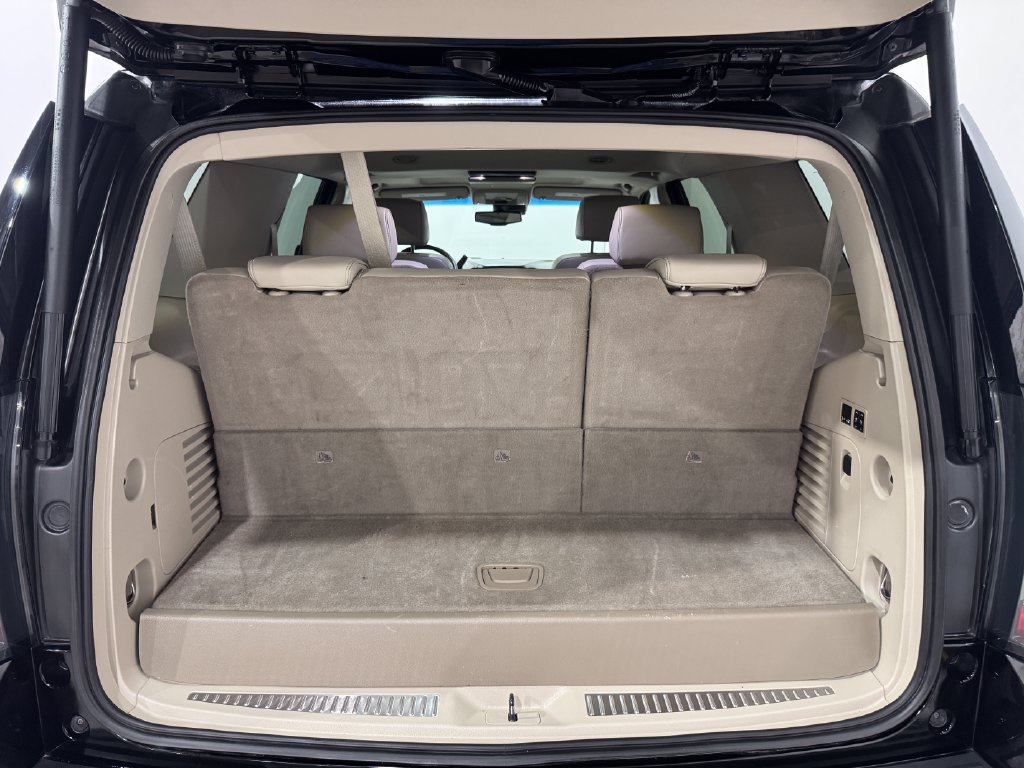 Used 2018 GMC Yukon Denali w/ Open Road Package AWD/4WD image 28