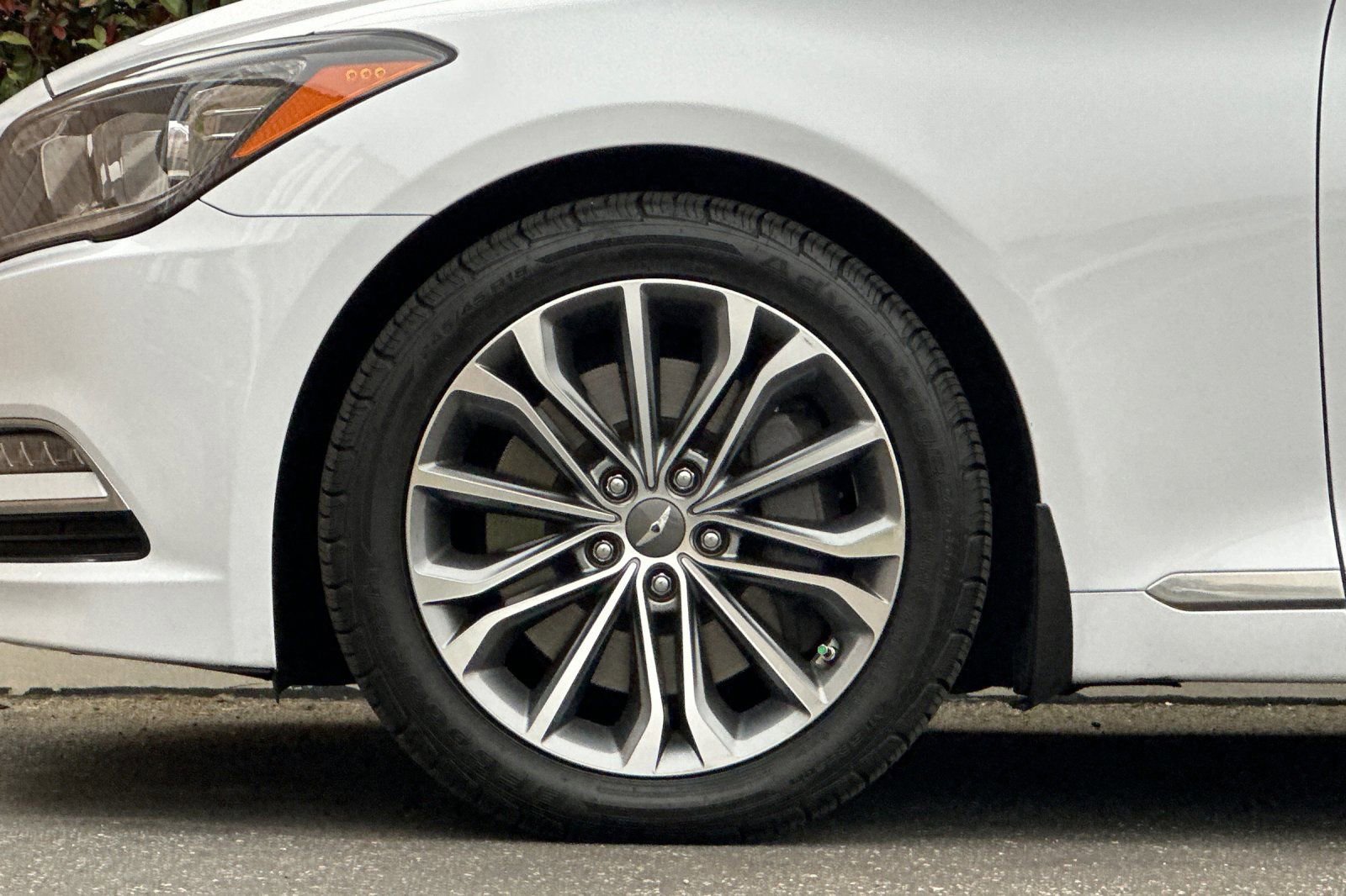 Used 2016 Hyundai Genesis 3.8 w/ Option Group 02 image 30