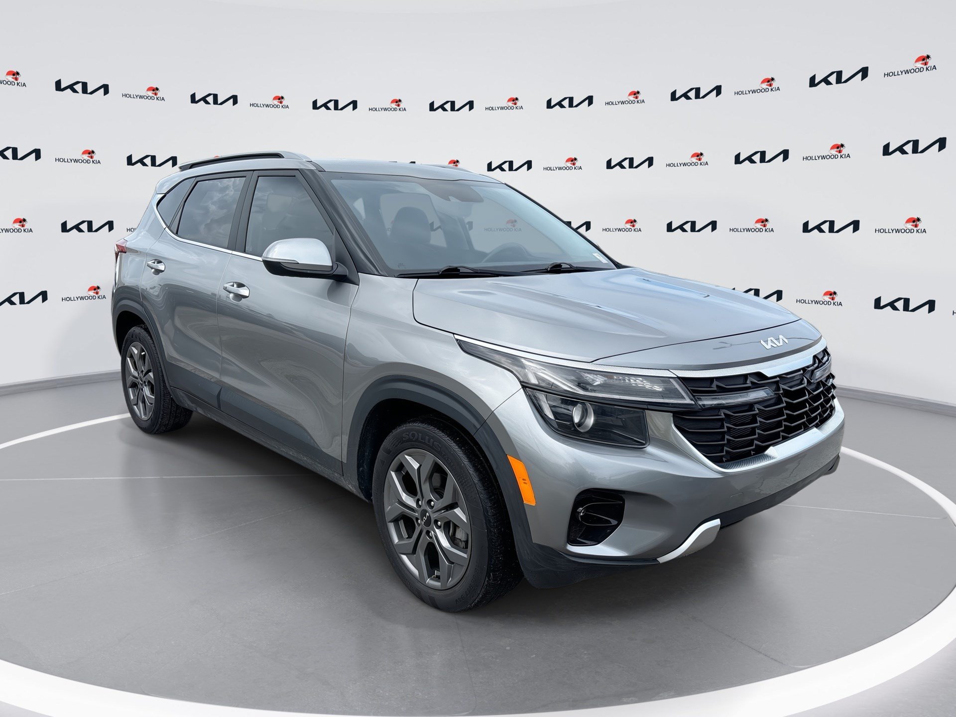 Used 2024 Kia Seltos S FWD image 1