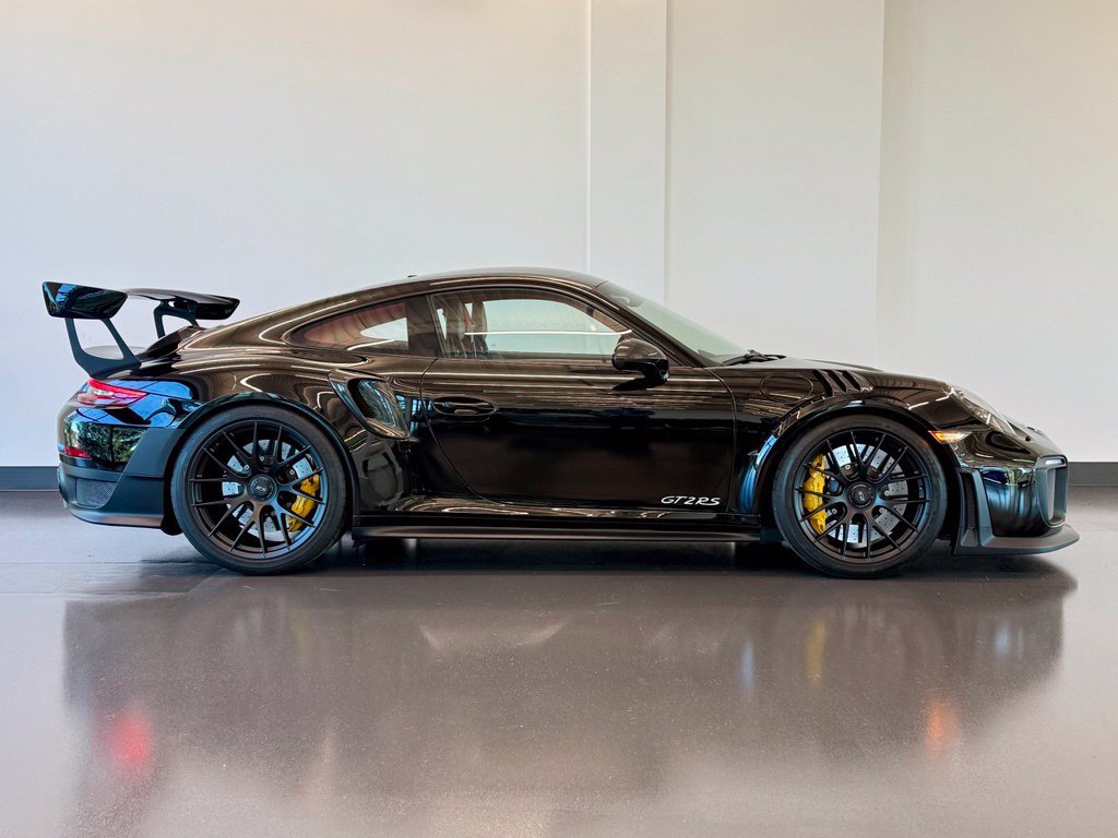Used 2018 Porsche 911 GT2 RS RWD image 10