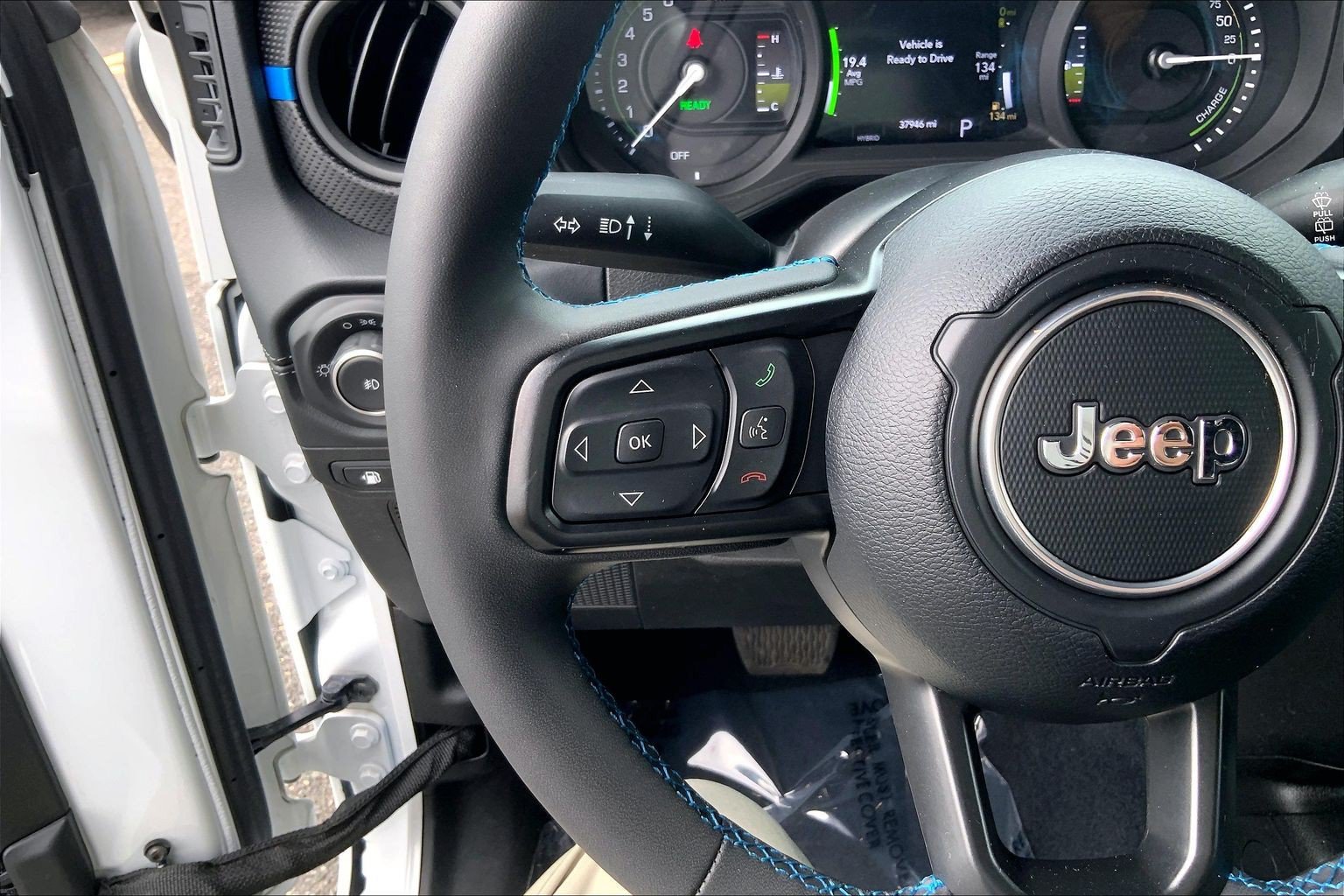 Certified 2024 Jeep Wrangler Unlimited Rubicon 4xe AWD/4WD image 23