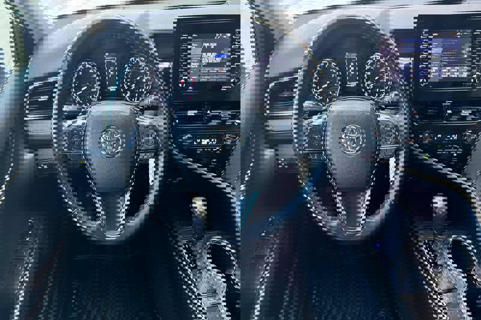 Used 2023 Toyota Camry SE image 13