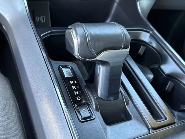 Used 2022 Ford F150 Lightning XLT image 38