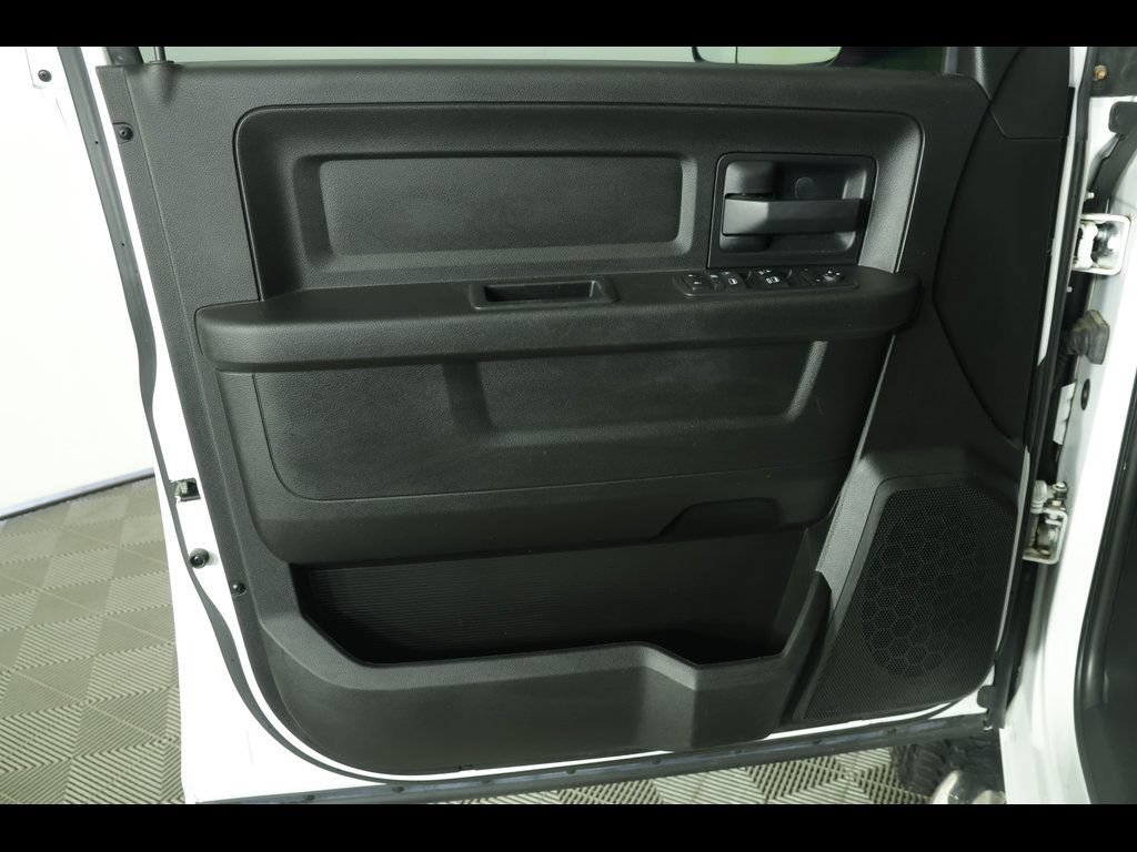 Used 2018 RAM 3500 Tradesman w/ Chrome Appearance Group AWD/4WD image 20